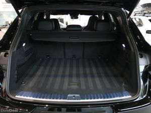 Porsche Cayenne E-Hybrid Black Edition - Image 4