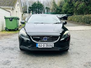 VOLVO V40 2015 1.5 PETROL AUTOMATIC - Image 2