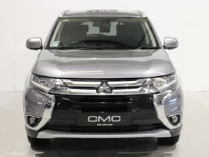 Mitsubishi Outlander 2017 2.3d AWD 7 SEATS - Image 2