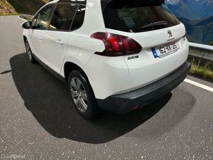 Peugeot 2008 1.2 Puretech 82bhp Active - Image 2