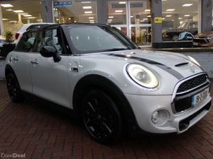 2.0SD COOPER EDITION 5DR HATCHBACK AUTO // AS NEW - Image 2