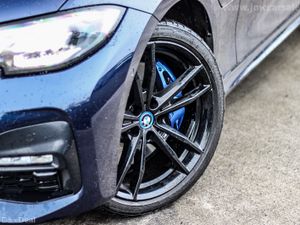 2021 BMW 330e M-SPORT PRO - Image 2