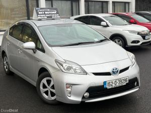 2015 Toyota Prius 1.8 Hybrid auto, 34K Miles - Image 2