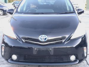 Toyota Prius Alpha LEATHER SEATS 2014 - Image 2
