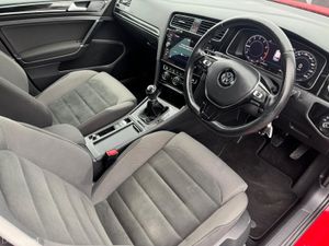 18 Volkswagen Golf 1.0 TSI HIGHLINE LOW KMS - Image 4