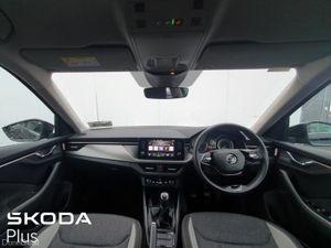 Skoda Kamiq Style 1.0TSI 110HP, Heated Seats, Call - Image 2