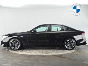 BMW 5-Series 520i M Sport Saloon - Image 3