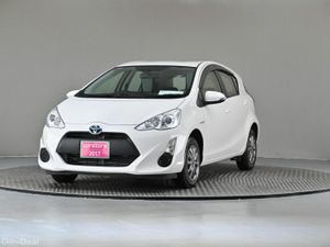Toyota Aqua 1.5 VVT-i HYBRID **BI-TONE INTERIOR**1 - Image 3