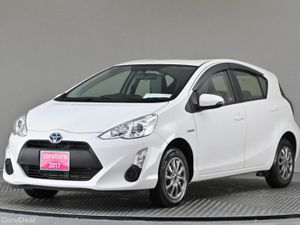 Toyota Aqua 1.5 VVT-i HYBRID **BI-TONE INTERIOR**1 - Image 3