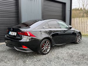 LEXUS IS 300 F SPORT - Image 3