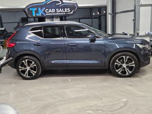 21 VOLVO XC40 INSCRIPTION T4 RECHARGE - Image 2