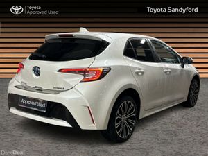 Toyota Corolla HYBRID SOL TOP SPEC // HEATED SEATS - Image 2