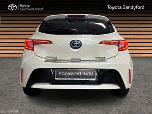 Toyota Corolla HYBRID SOL TOP SPEC // HEATED SEATS - Image 4