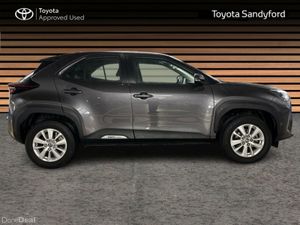 Toyota Yaris Cross LUNA HYBRID AUTOMATIC // REAR C - Image 3