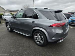 Mercedes-Benz GLE SUV AMG Line Premium - Image 3