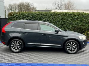 Volvo XC60 D4 CLASSIC 2.0 D // OPENING PAN ROOF // - Image 4