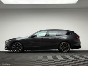 BMW 5-Series 530E M SPORT *SMOKE WHITE* - Image 4