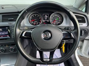 Volkswagen Golf R-LINE PACK 1.2 TSI AUTO // NEW 19 - Image 4