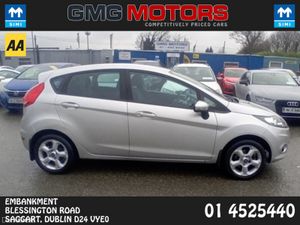 Ford Fiesta STYLE 1.25 60PS 5DR..LOW MILEAGE - Image 4