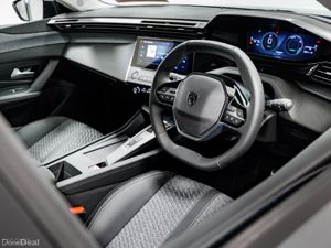 Peugeot 308 *Face Lift* Allure Hybrid Auto 145HP - Image 2