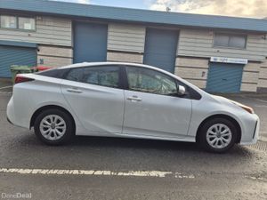 TOYOTA PRIUS/2022/1.8 PETROL HYBRID/AUTO/NCT&TAX - Image 4