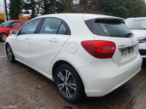 2016 MERCEDES A CLASS A180D SE 1.5D 110BHP MANUAL - Image 4