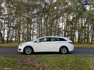 Hyundai i40 2015 Diesel Estate - Image 4