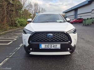 Toyota Corolla Cross/2023 /1.8 Petrol Hybrid/Auto - Image 3