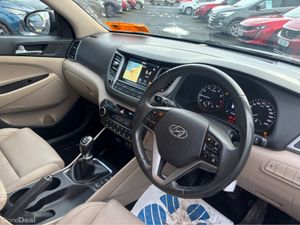 Hyundai Tucson EXECUTIVE - Image 2