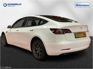 Tesla Model 3 Saloon - Image 2