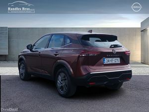 Nissan Qashqai 1.3 PET MILD HYBRID SV - Image 4