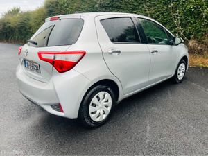 Toyota Yaris DBA-KSP130 5DR AUTO - Image 4