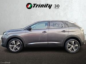 Peugeot 3008 LOW MILEAGE ** ONE OWNER ** 1.5 BLUEH - Image 4