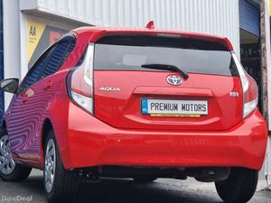 Toyota Aqua 2016 - Image 4