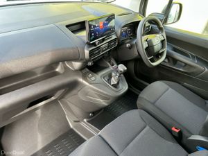 Opel Combo 19 KOMF L1H1-1.5 100PS D - Image 4