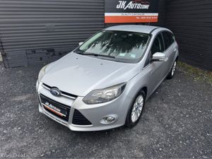 Ford Focus TITANIUM 1.6 TDCI 5DR - Image 3
