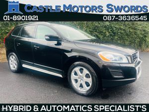 Volvo XC60 Cream Leather / Pan Roof / Electric Tai - Image 2