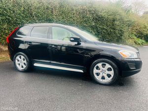 Volvo XC60 Cream Leather / Pan Roof / Electric Tai - Image 3