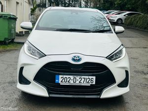 TOYOTA YARIS 2020 1.5 HYBRID AUTOMATIC TOP SPEC - Image 2