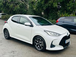 TOYOTA YARIS 2020 1.5 HYBRID AUTOMATIC TOP SPEC - Image 4