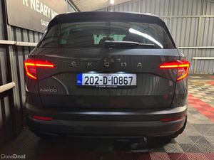 2020 202 Skoda Karoq 1.6TDI 115bhp Style Manual - Image 2