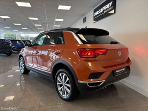 2020 VOLKSWAGEN T-ROC 2.0 TDI DESIGN 150 BHP AUTO - Image 3