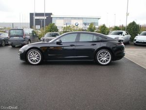 Porsche Panamera 4 E-Hybrid - Image 4
