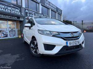 2015 HondaJazz/ Fit 1.5 Hybrid Automatic - Image 2