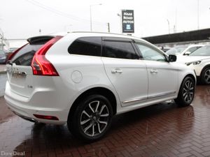 2.0D4 SE LUXURY PAN-ROOF 5DR ESTATE AUTO  // 1 OWN - Image 3
