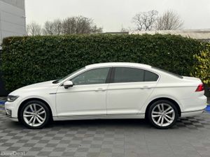 Volkswagen Passat GTE 1.4 HYBRID // FULL SERVICE H - Image 3