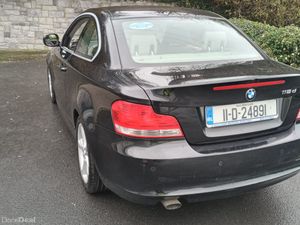 BMW 1-Series Sport 2011 / 2.0 Diesel / Manual - Image 4