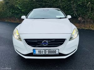 Volvo V40 1.6 Petrol Auto - Image 3