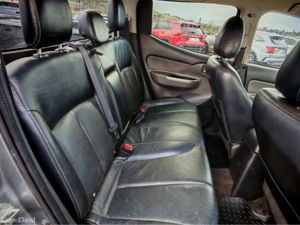 MITSUBISHI L200 - Image 2