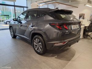 Hyundai Tucson EXECUTIVE HYBRID - Image 4